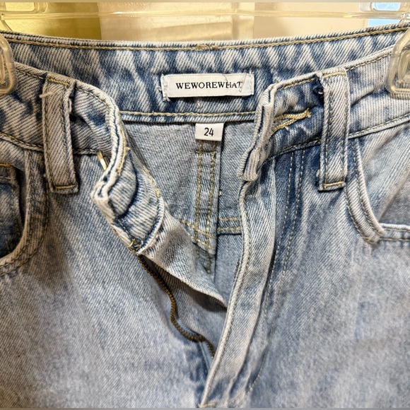 WeWoreWhat Stiletto Slit Jean | Light Wash High Rise | Size 24 - Picture 5 of 5